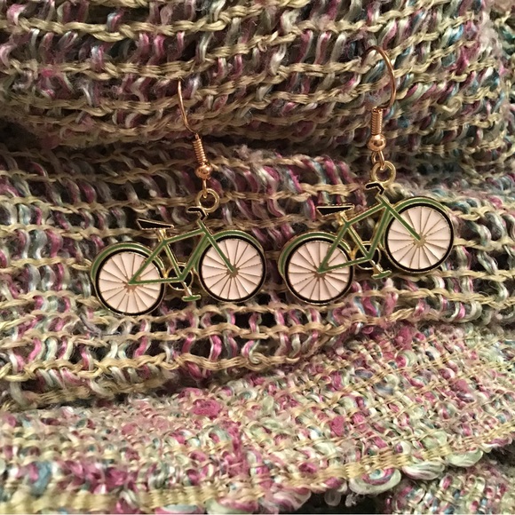 Bicycle Earrings - Picture 1 of 7